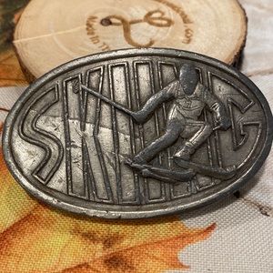 Vtg 70s Skiing Skier Bergamot Brass
Works Belt Buckle 1976 Ski Etched
Siskiyou